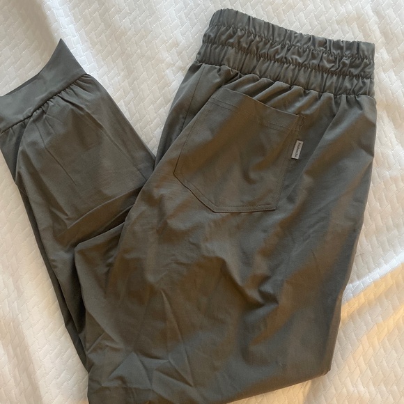Avalanche Olive Green Track Pants - Picture 1 of 3